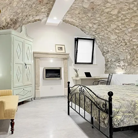 Antica Dimora Polpenazze Appartamento *